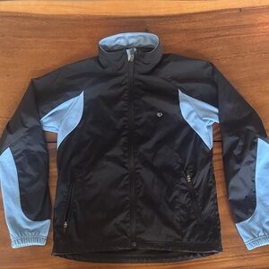 Pearl Izumi Women’s Black and Light Blue Windbreaker